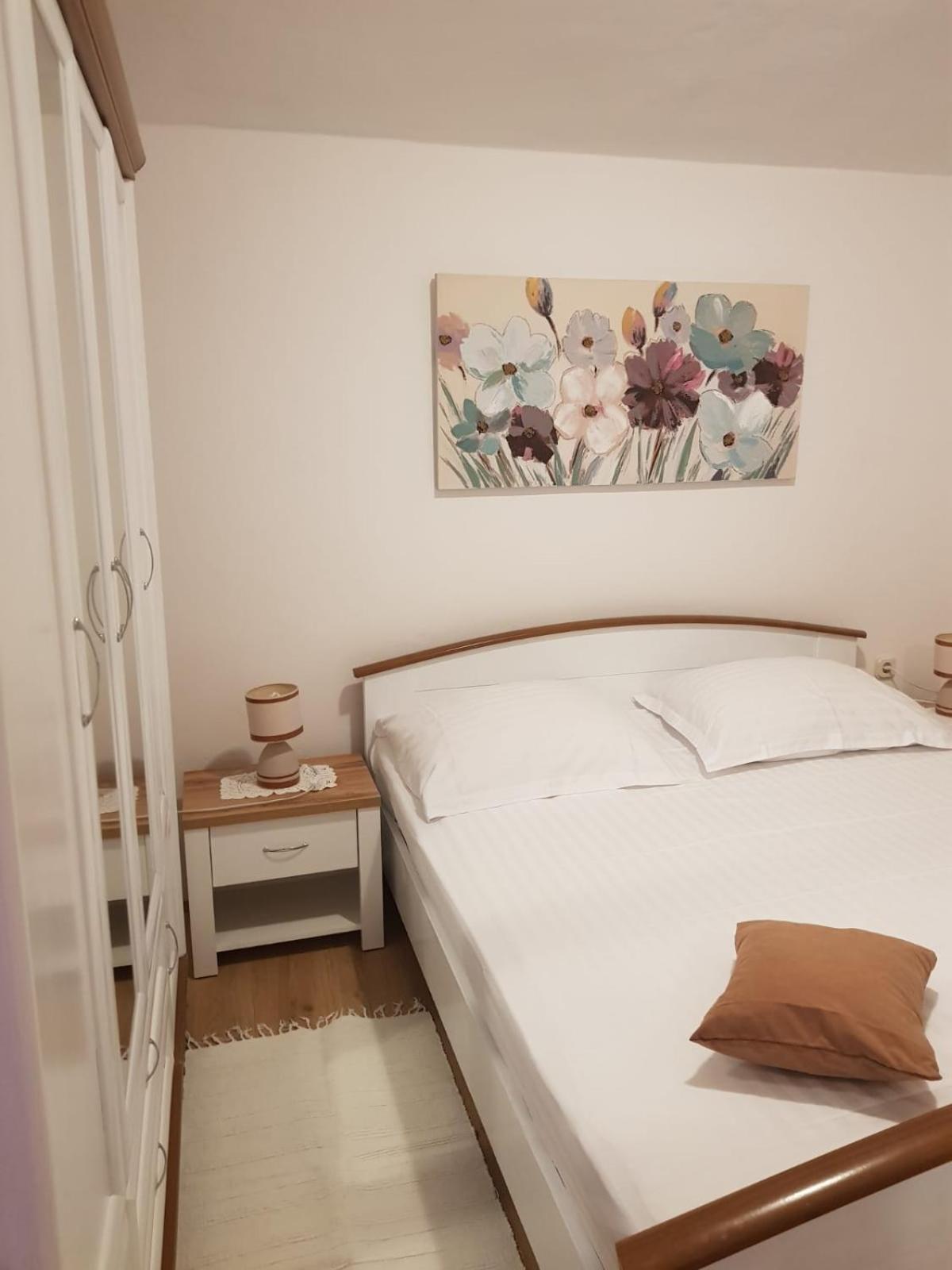 Holiday Home Nada Sali Ngoại thất bức ảnh