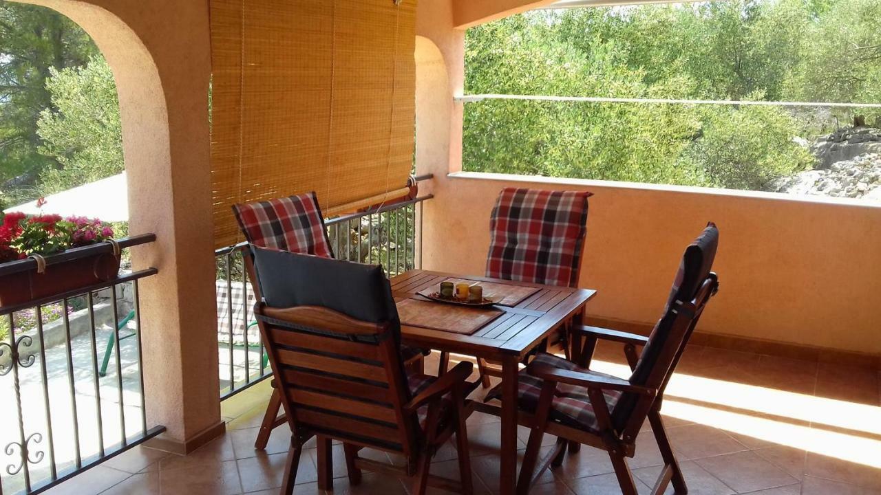 Holiday Home Nada Sali Ngoại thất bức ảnh