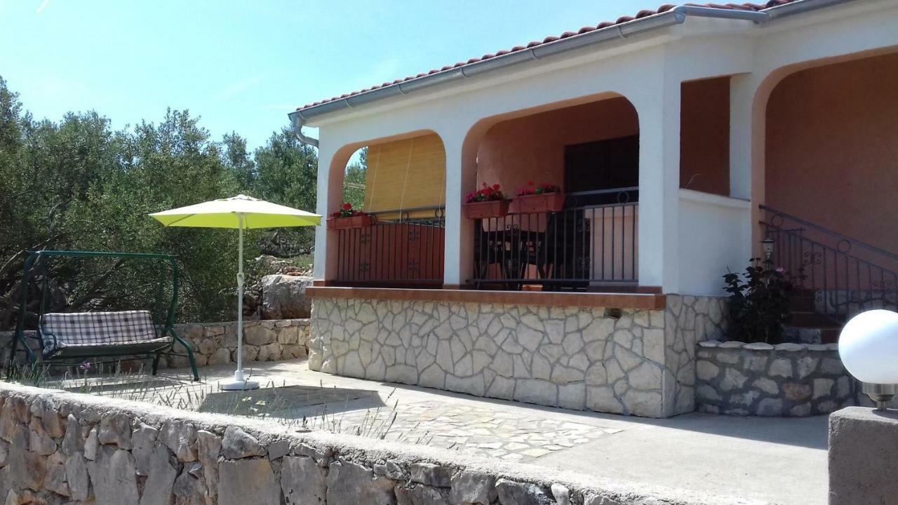 Holiday Home Nada Sali Ngoại thất bức ảnh